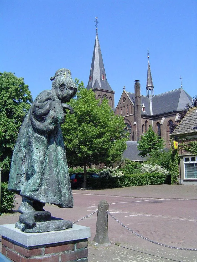 Beers: Beers, statue et église